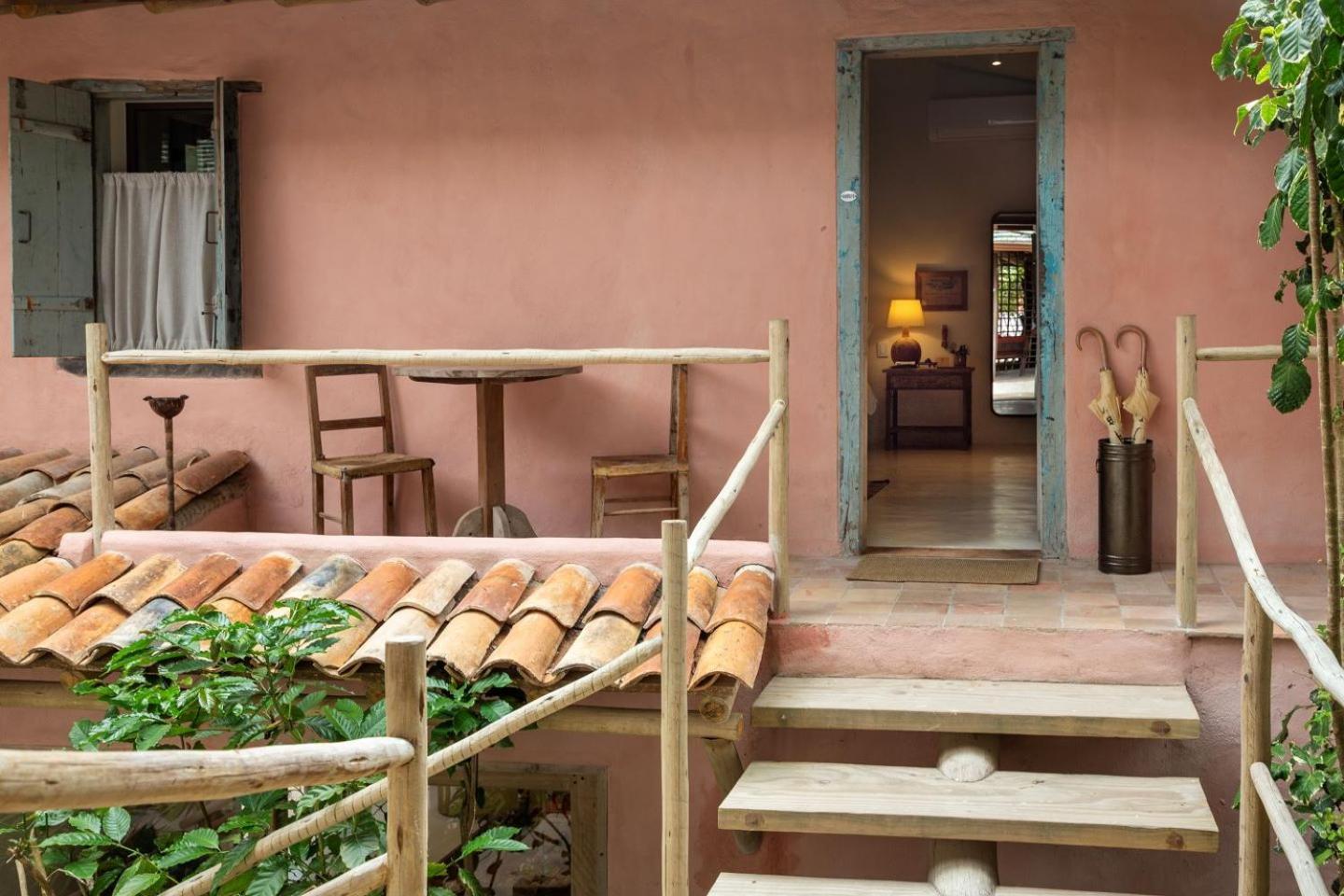 Na Praca Hotel Trancoso Exterior photo